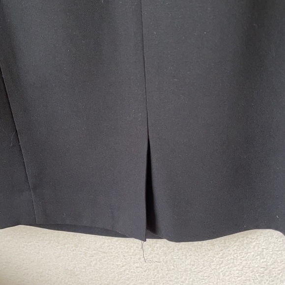 STYle& CO. Collection petite . %100 polyester . Color white. Size 14P - Picture 5 of 5